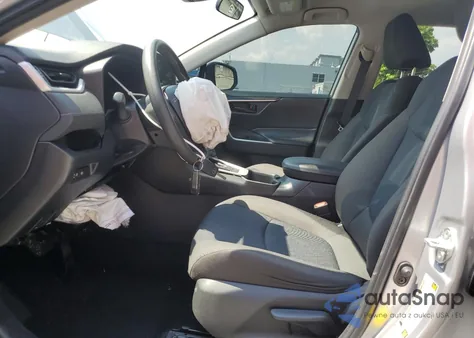 2023 Toyota Rav4 Le z USA, uszkodzony, nr VIN 2T3H1RFVXPW254179